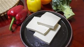 16:9
豆腐 白豆腐 傳統豆腐
圖／翻攝自pixabay
https://pixabay.com/photo-597229/