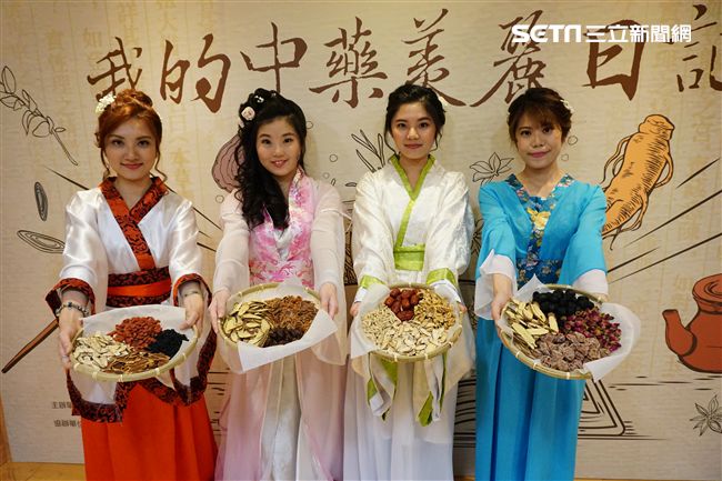 報好康！板橋新月橋藥燉排骨吃免驚！