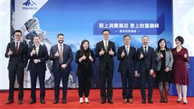 圖一-景順投信深耕台灣逾二十年，由左至右為景順投信投資策略部副總經理王紹宇﹑景順