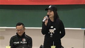 ▲王彩樺與老公黃品文結婚11人，驚傳婚變。（圖翻攝自臉書）