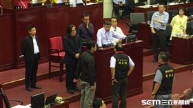 林義洲質詢林洲民爆出口 柯文哲 盧冠妃攝