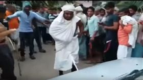 ［翻攝自YouTube　https://www.youtube.com/watch?v=LZWKK-ChLos］