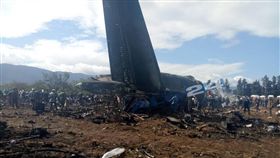 北非阿爾及利亞軍機墜毀　軍方證實至少181人罹難
圖翻攝自推特