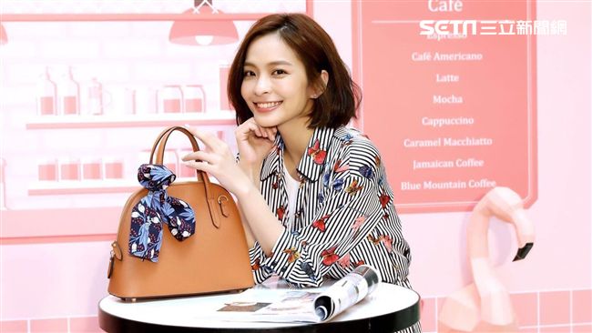 拍戲代言兩頭燒！葉星辰樂當三明治女