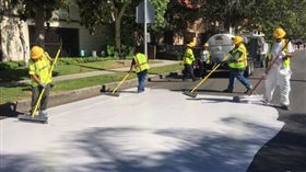 美國,全球暖化,環保,塗料,馬路,洛杉磯,CoolSeal　圖／翻攝自福斯新聞網