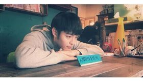 曹祐寧被爆料私下很愛剔牙跟刮腋毛。（圖／翻攝自臉書）