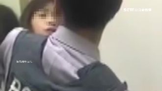 醉女大鬧友人住處　拍鐵門嗆「放火」