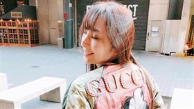 吳佩慈生了三個小孩依舊時尚。（圖/翻攝自吳佩慈IG)