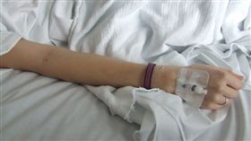 生病 病床 少女
https://www.flickr.com/photos/rahrahahoy/2904870068/in/photolist-5qGdEG-4tGVaD-4XXf8Y-79EADW-5xcGfA-fheRi-dcBHNK-9ktHdV-4zXgcZ-7AeevU-9aWGR3-6VZut9-5wrJGe-8rU6Pf-dPLiKf-cdW7z5-4n3G62-4KMUN6-q