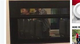 英國男女火車上演活春宮（圖／翻攝自太陽報）