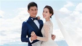▲吳奇隆、劉詩詩結婚3年仍像熱戀中。（圖／翻攝自微博）