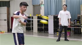 ▲『扯林至尊』趙志翰環台活動到後龍國小。（圖／非常棒提供）