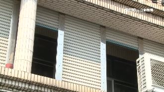 宜蘭另類特產：鐵捲門、機車擋風板