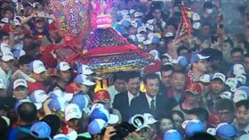 大甲媽祖起轎（圖／翻攝自大甲鎮瀾宮臉書）