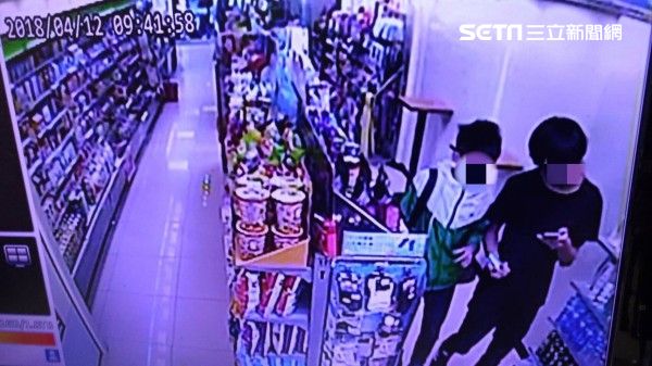 蝙蝠俠與小丑首度聯手　竟是幹這檔事
