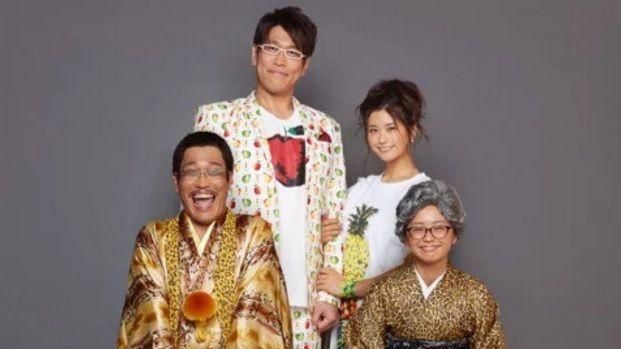 孕妻挺肚首曝光！PIKO閃放婚宴照