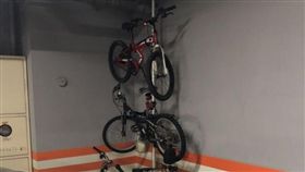 社區,停車場,停車格,個人,腳踏車,mobile01　圖／翻攝自mobile01