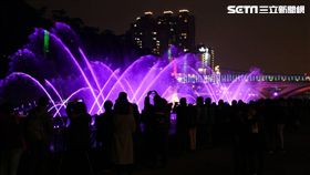 碧潭水舞秀,神鬼奇航,遊客,碧潭水舞,水舞,阿妹,站在高崗上