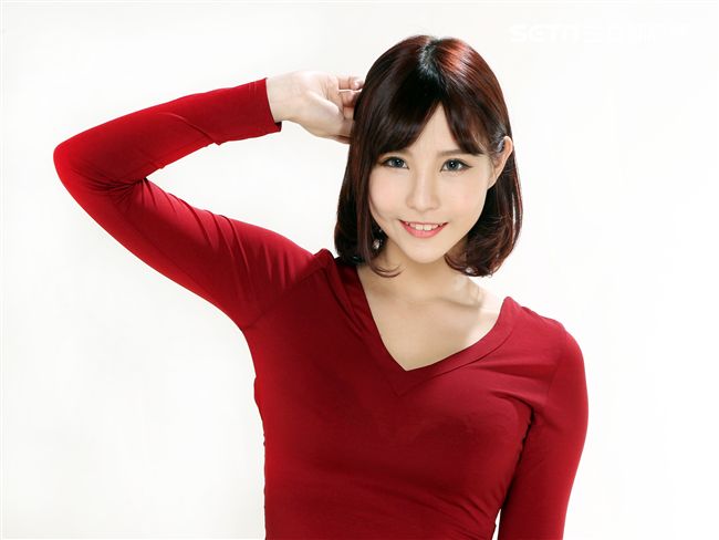 性感正妹希維亞。（記者邱榮吉/攝影）