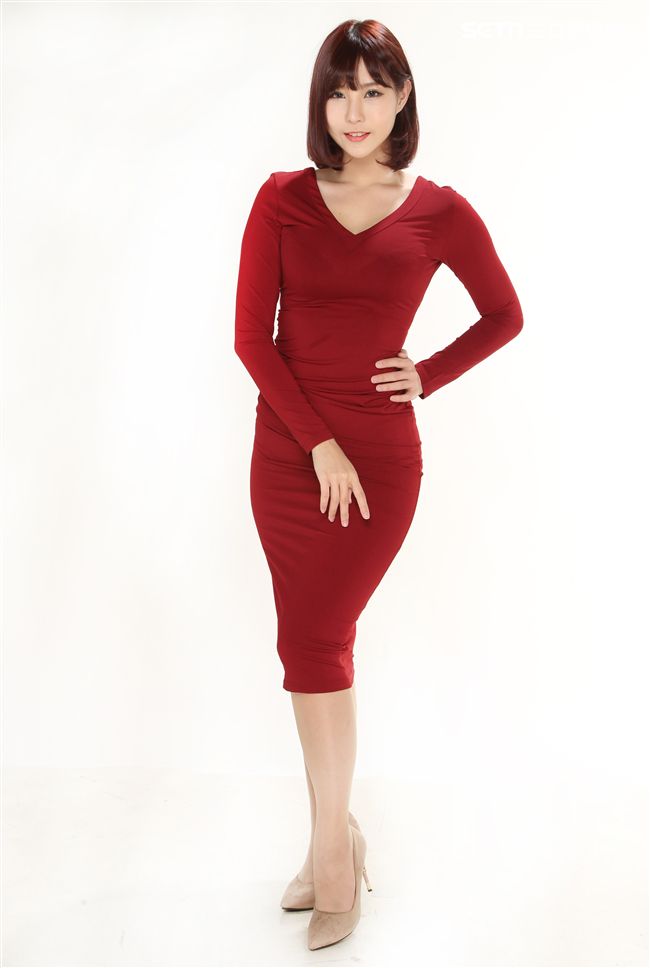 性感正妹希維亞。（記者邱榮吉/攝影）