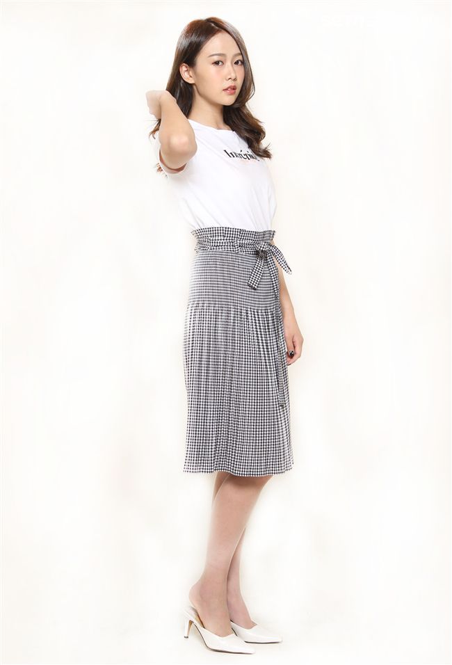 性感正妹牟靜婷（牟阿牛）。（記者邱榮吉/攝影）