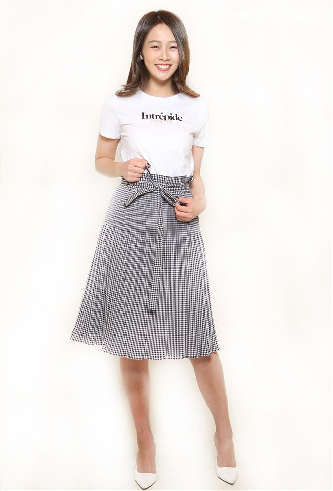 性感正妹牟靜婷（牟阿牛）。（記者邱榮吉/攝影）