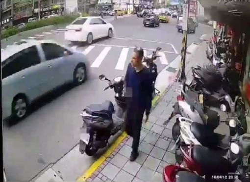 台北,洋男,性搜擾,襲胸