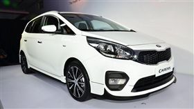 KIA Carens GO帥特仕款。（圖／鍾釗榛攝影）