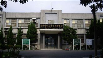 開槍掃射再嗆輸贏　「黑道皇帝乾孫」慘了