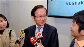華為搶攻日本市場　施崇棠：華碩要更努力華碩經營日本sim free智慧型手機市場多年，面對中國手機大廠華為搶攻市占，華碩董事長施崇棠（中）2日說，競爭是難免的，唯一方法就是自己要更努力。中央社記者黃名璽東京攝  107年3月2日
