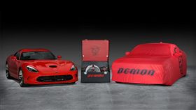 Dodge Viper及Dodge Challenger SRT Demon最終版同捆拍賣。（圖／翻攝Dodge網站）