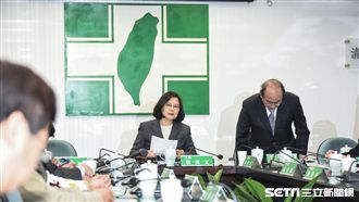 勞基法遭批　蔡英文：我們也很痛苦