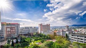 廢棄物引發濃煙！朝陽科大實驗室冒濃煙　校方緊急疏散師生　圖／翻攝自朝陽科技大學管網