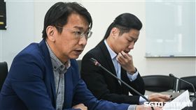 時代力量黨團發表針對促轉委員審查問卷結果記者會，立委徐永明發言。 圖／記者林敬旻攝