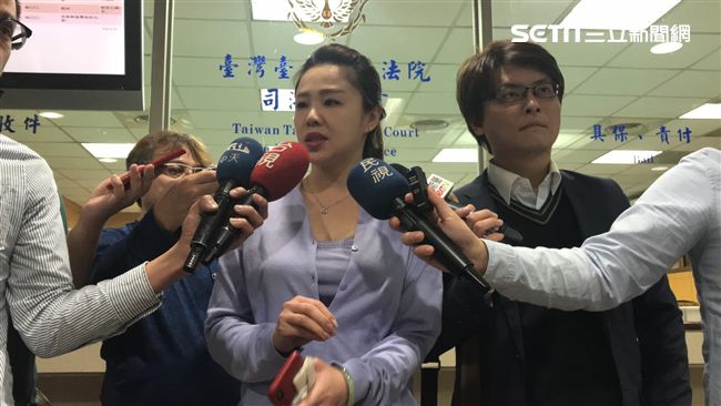 夜闖張碩文家按鈴罵警　李婉鈺道歉了