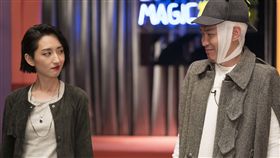 柯佳嬿全裸出浴！《市長夫人的秘密》大閃胸前車頭燈：「我不要安全措施！」張少懷「人體早餐」餵飽柯佳嬿！互咬油條重口味挑逗情慾極限！圖／威視提供