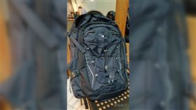 登山包,老人,方便,舒適,日常,PTT,批踢踢　圖／翻攝自PTT