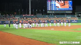 ▲統一獅開季對戰富邦悍將相當順手。（圖／記者蕭保祥攝）