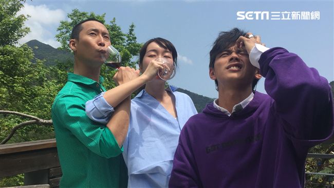 備受「肉體」要脅　阿翔灌酒壓壓驚