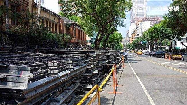 傳民眾立院旁拍照遭關切　警否認