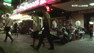 賭客攜犬求「狗來富」　沒贏錢先被抓