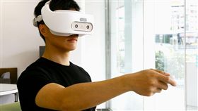 HTC VIVE VR Toyota 汽車安全功能　HTC提供