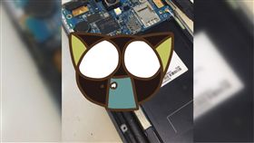 手機,蟑螂,筆槽,Samsung,Note 3,S Pen,維修,三星,香港,屍體　圖／翻攝自臉書　