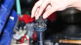 車訊業配／避震器強化特輯連載(10/13) 避震器軟硬到底在調整什麼?