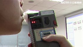 躲酒測怪招!口香糖無效 嫁禍檳榔.口香噴劑