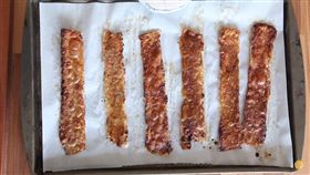 素培根（圖／翻攝自YouTube-Edgy Veg頻道）