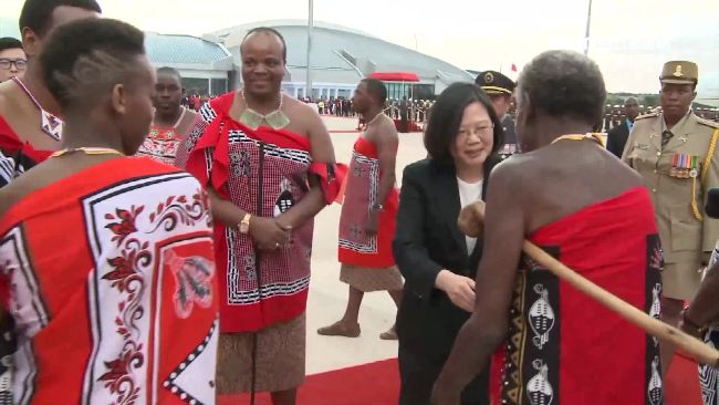 美機飛南海不甩共軍！北京打蔡出氣？