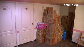 包裹塞爆旅館走道　怪房客疑股王之女