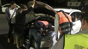 新北市,淡水,淡金公路,改裝車,違規,翻攝畫面