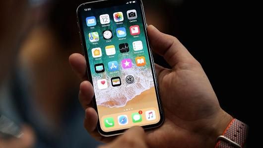 明年iPhone可能更貴　原因是？